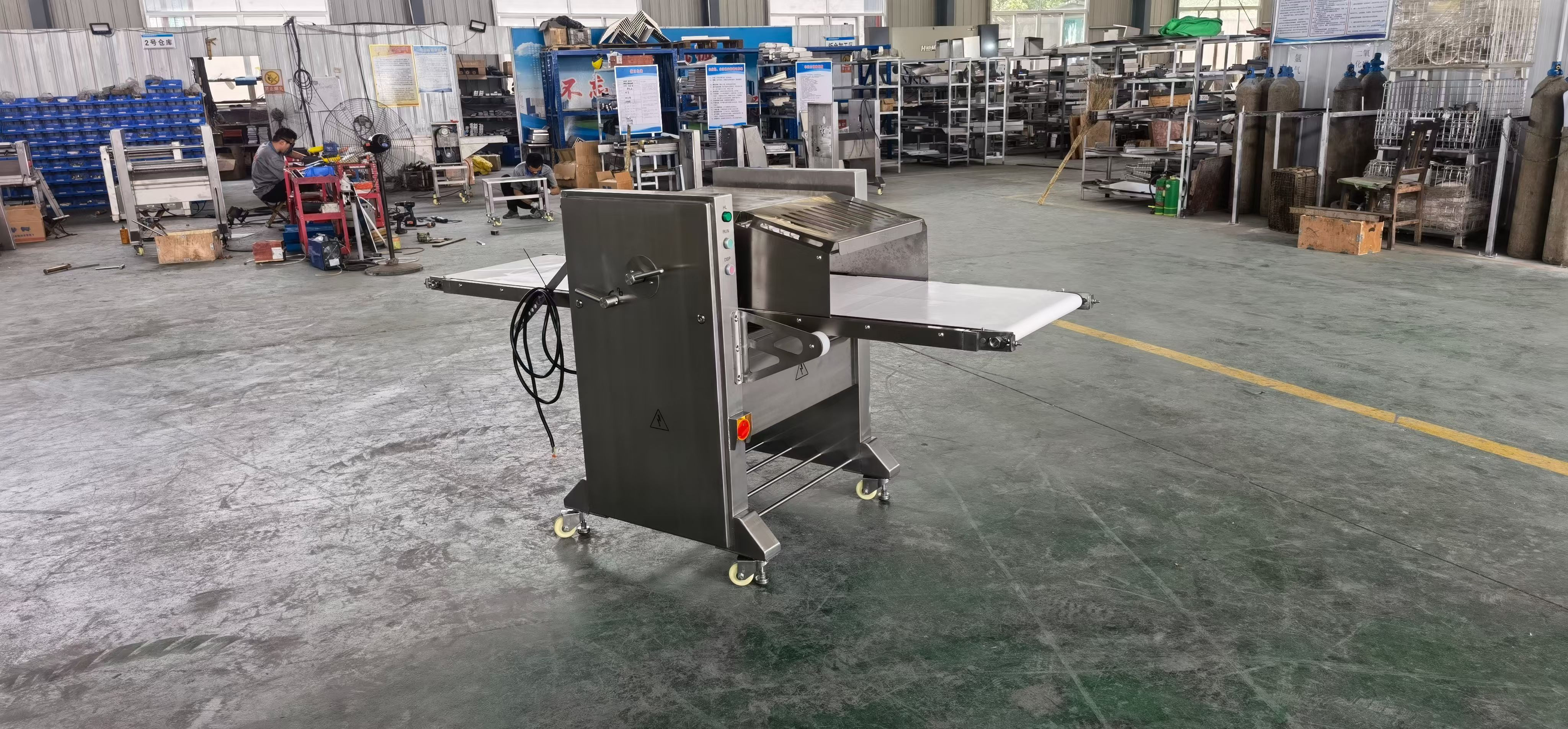 Fully automatic fresh meat skinning machine, large-scale meat skinning machine